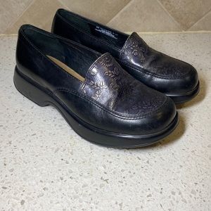 Dansko Black Slip on shoes 39 or 8